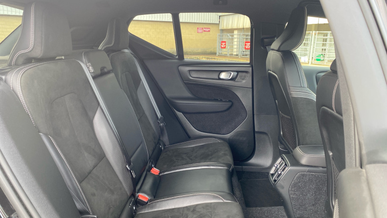 Volvo Xc40 1.5 T3 [163] R DESIGN 5dr Geartronic Petrol Estate